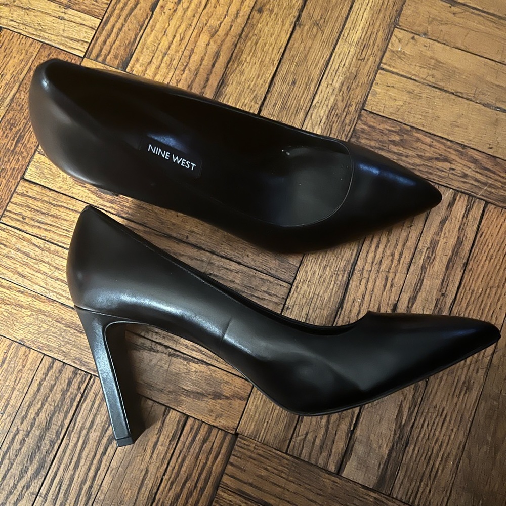 Nine West Black Pumps 3 and half inch heel